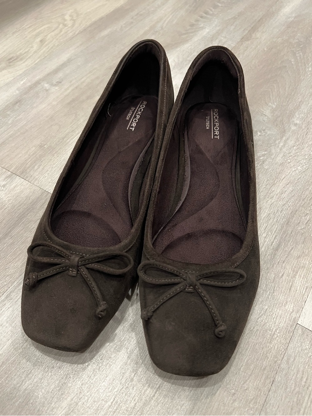Rockport Women’s Dark Brown Suede Ballet Flats with Bow